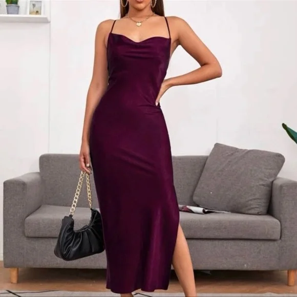 Satin dress - Picture 4 of 5